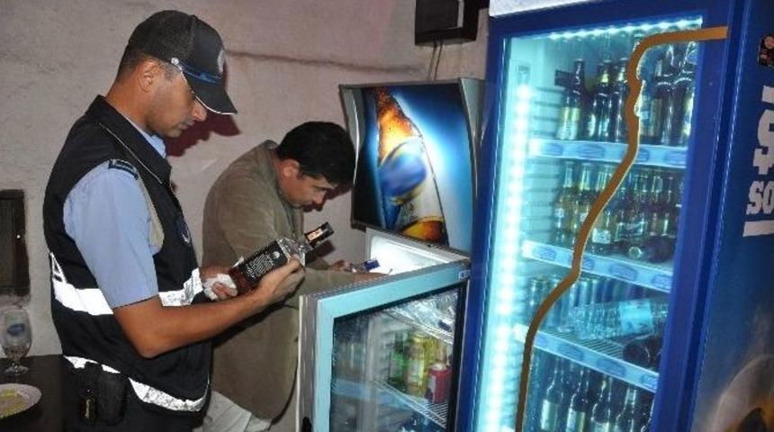 Tarsus&rsquo;ta İ&ccedil;kili Yerler Denetledi