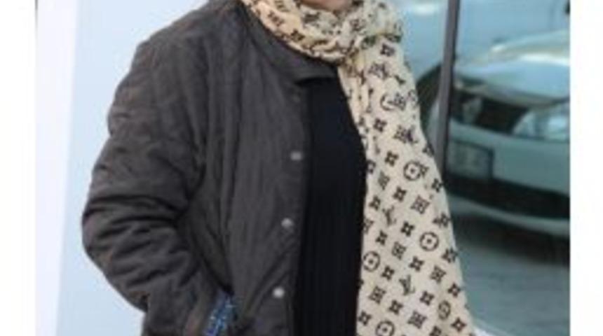 G&uuml;rc&uuml; Kadın Yolcu Otob&uuml;s&uuml;nde Ka&ccedil;ak Sigaralarla Yakalandı