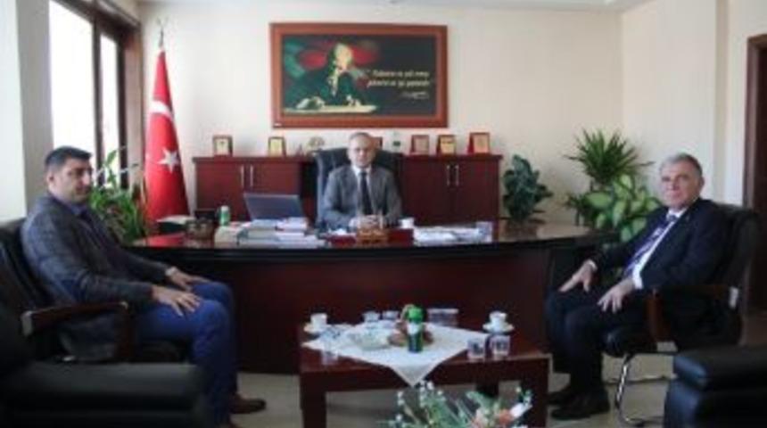 Milli Eğitim M&uuml;d&uuml;r&uuml;nden, Tosya Kaymakamı&rsquo;na Ziyaret