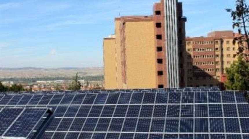 Hastane, Elektrik İhtiyacının Y&uuml;zde 15&rsquo;ini G&uuml;neş Enerjisinden Karşılıyor
