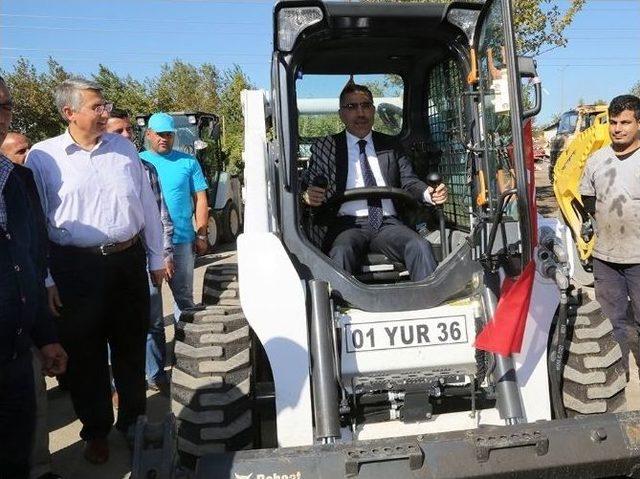 Yüreğir’e Yeni İş Makinaları Alındı