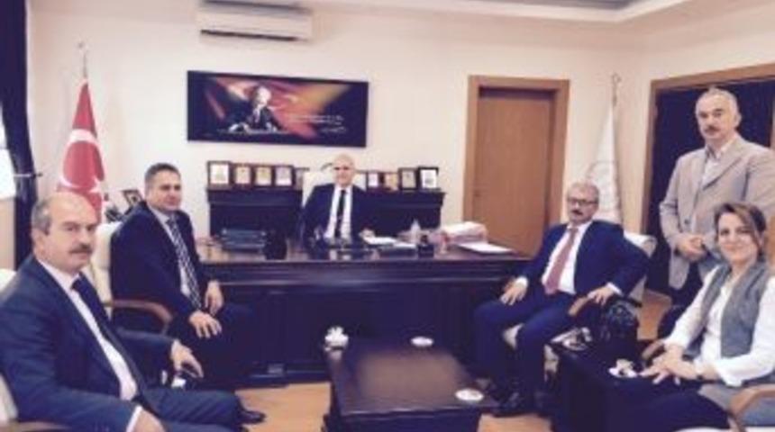 İzmir Baro Başkanı &Ouml;zcan&rsquo;dan &Ouml;demiş Adliyesi&rsquo;ne Ziyaret