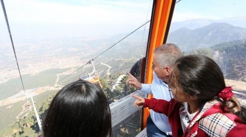 Denizli Teleferik 23 Nisan&rsquo;da &Ccedil;ocuklara &Uuml;cretsiz