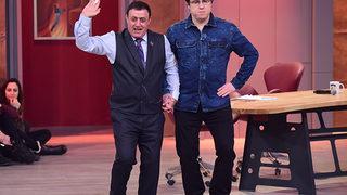 Mahmut Tuncer: Kafam kızdıkça halay çekiyorum