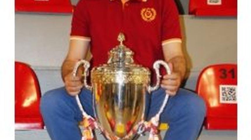 Ekrem Memnun Milli Takımı Bıraktı