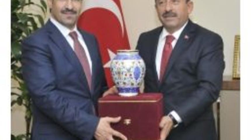 Başkan Karabacak Cemil Yamanı Ağırladı