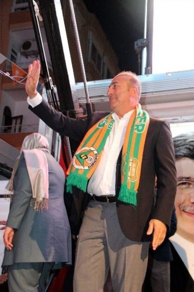 Mevlüt Çavuşoğlu’ndan ’paralel Yapı’ Açıklaması