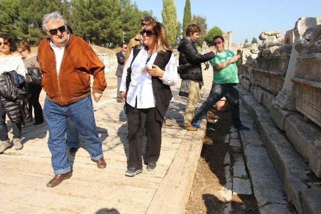 Saraysız Başkan Efes&rsquo;e Hayran Kaldı