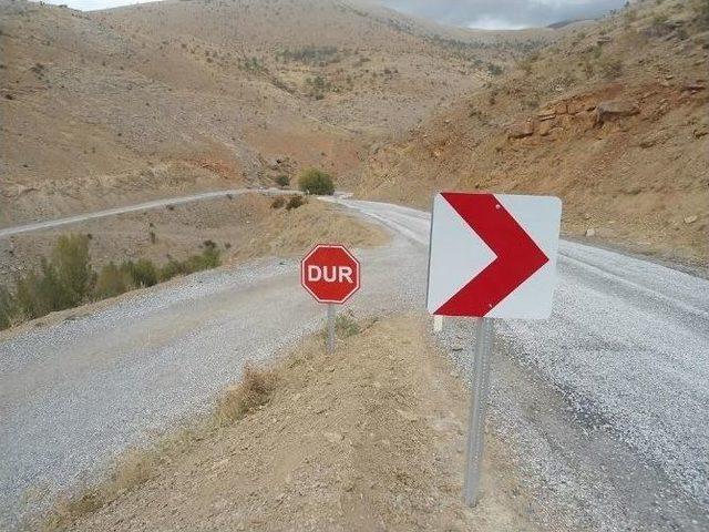 Yollar Güvenli Hale Getiriliyor