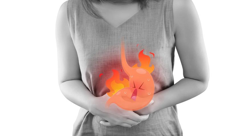 Reflü nedir, reflü belirtileri nelerdir?