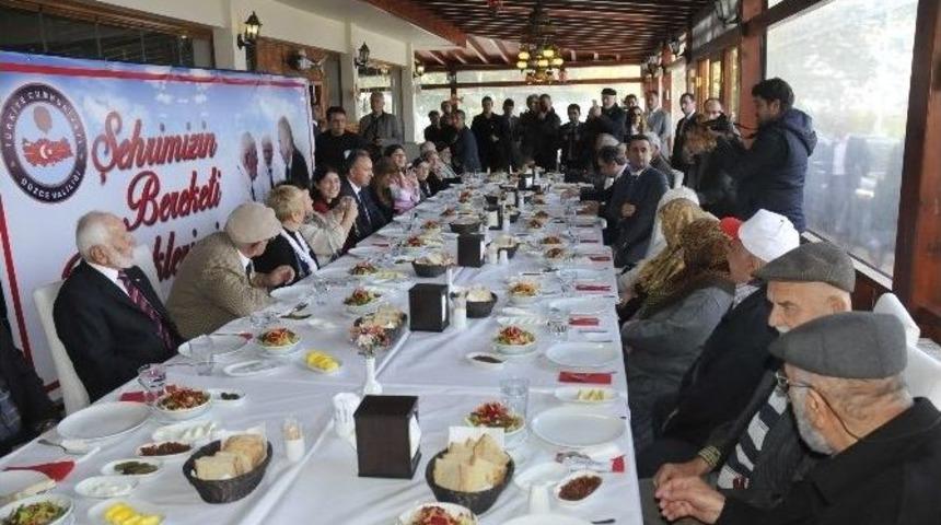 Vali Fidan Huzurevi Sakinleriyle Bir Araya Geldi