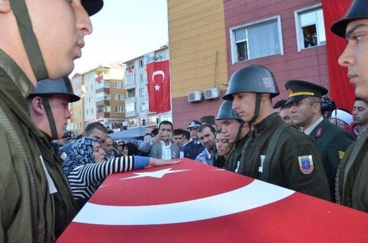 Sinoplu Şehit Son Yolculuğuna Uğurlandı G1