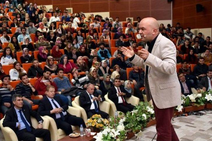 Tarihçi Talha Uğurluel Gümüşhane’de G5