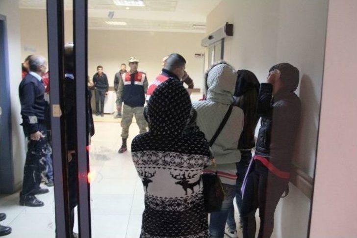 Jandarma’dan Fuhuş Operasyonu: 11 Göz Altı G1