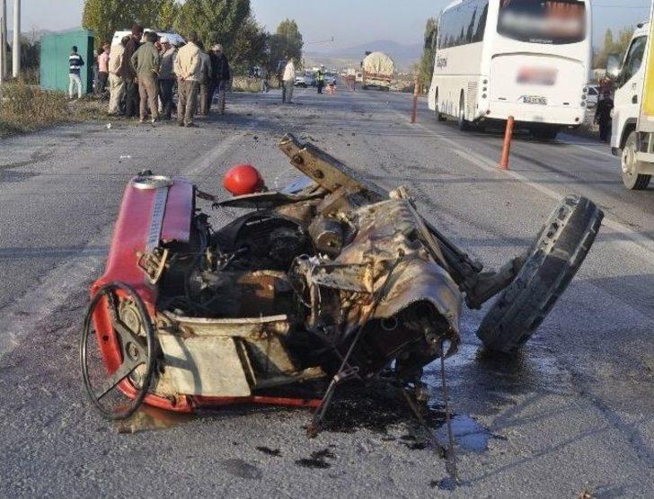 İkiye Bölünen Traktörden Sağ Kurtuldu G1