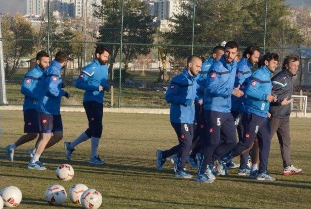 Bb Erzurumpor, D&uuml;zyurt Yolcusu