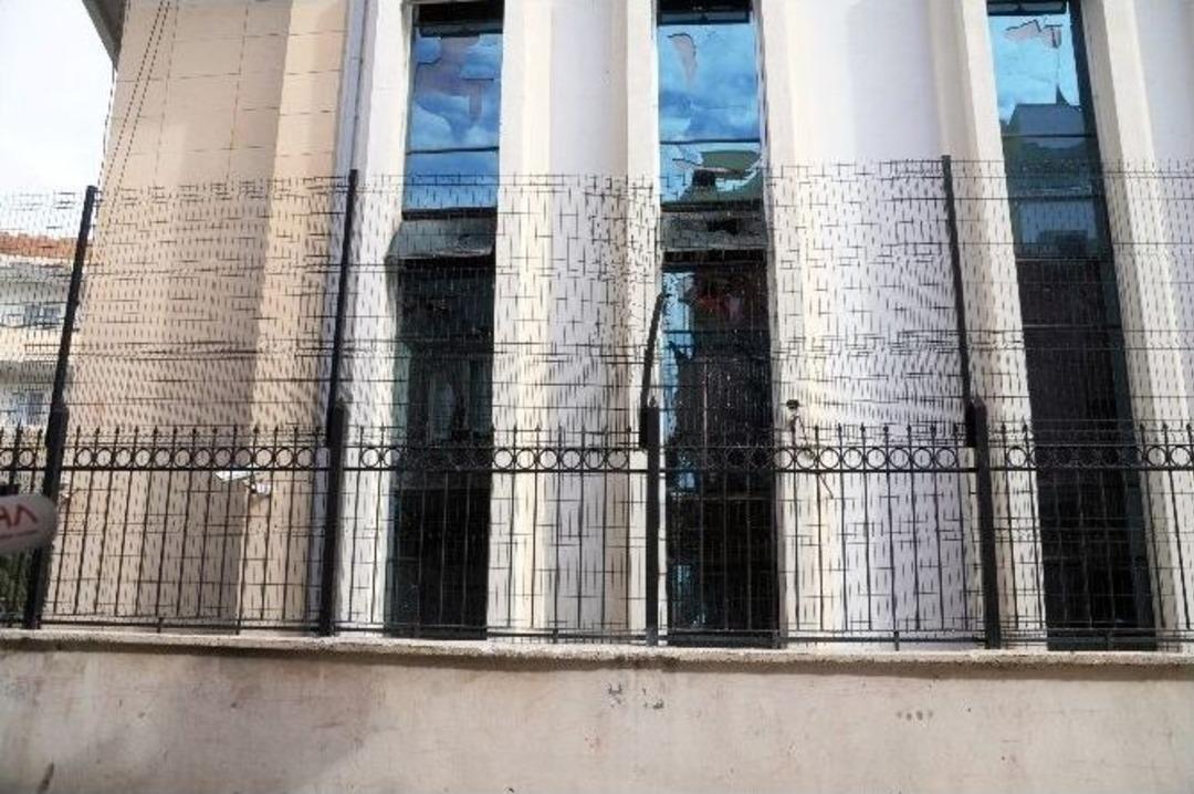 Cizre&rsquo;de Adliye Sarayı&rsquo;na Roketatarlı Saldırı