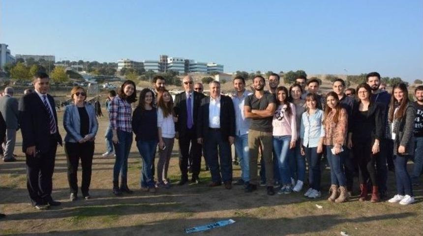 U&ccedil;urtma Şenliği İle &Ouml;ğrenciler Doyasıya Eğlendi