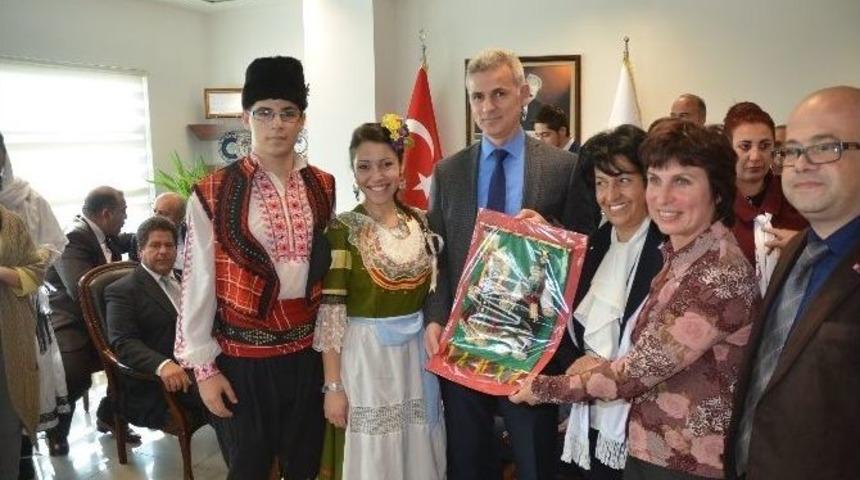 Barışa Zeytin Dalı Uzattılar