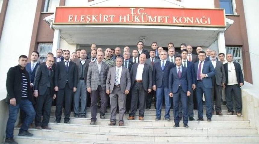 Kaymakam Topsakaloğlu Eleşkirt&rsquo;ten Ayrıldı