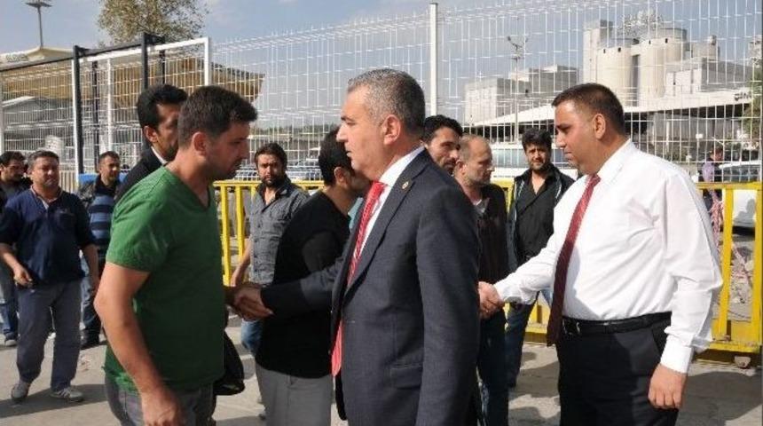 Can Ve Şimşek&rsquo;ten, Paşabah&ccedil;e Mersin Fabrikasında Eylem Yapan İş&ccedil;ilere Destek