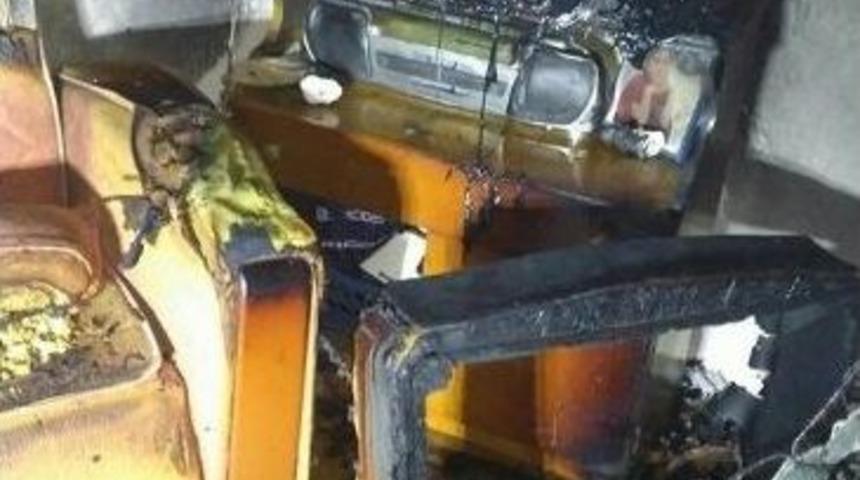 Efeler&rsquo;de Ev Yangını