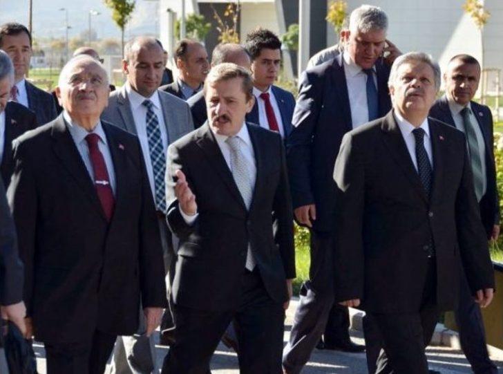 Milli Savunma Bakanı Gönül Erzincan’daki Ziyaretlerine Devam Ediyor