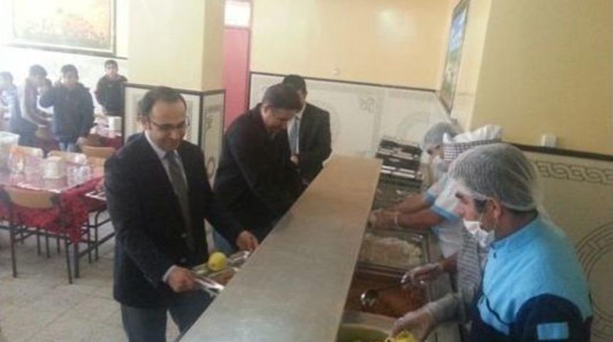 Hizan Kaymakamı&rsquo;ndan Okul Ziyareti