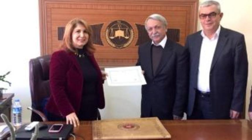 Chp Isparta Milletvekili İrfan Bakır Mazbatasını Aldı