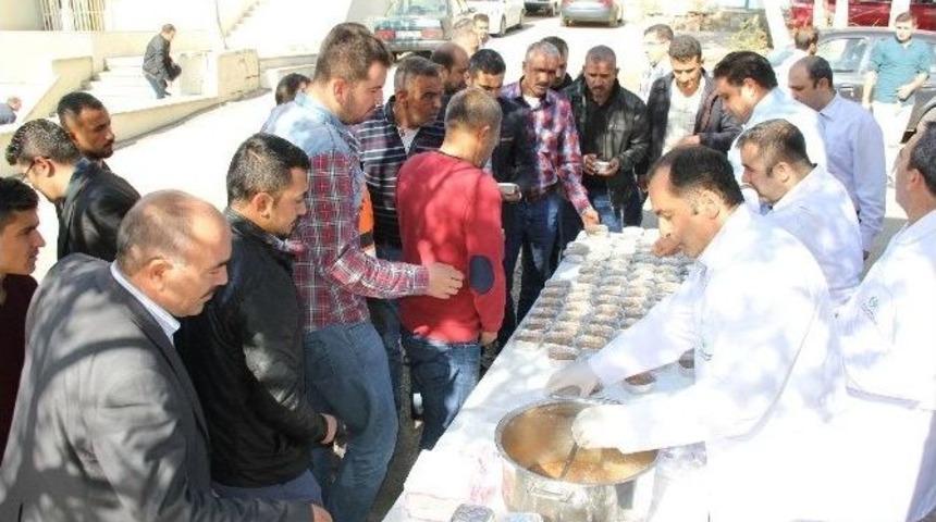 Gtb&rsquo;den Aşure İkramı