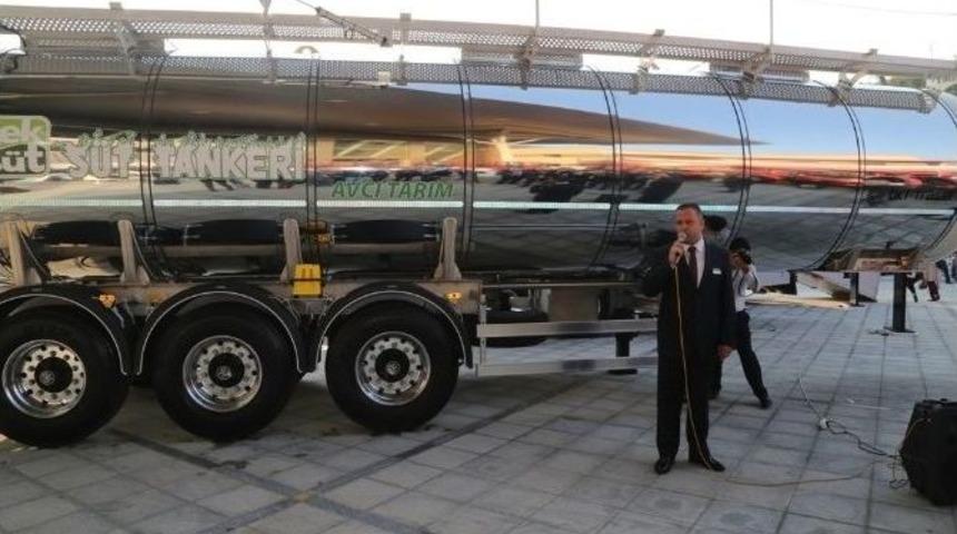 Yeni Nesil Süt Tankeri Kuşadası’nda Sergileniyor
