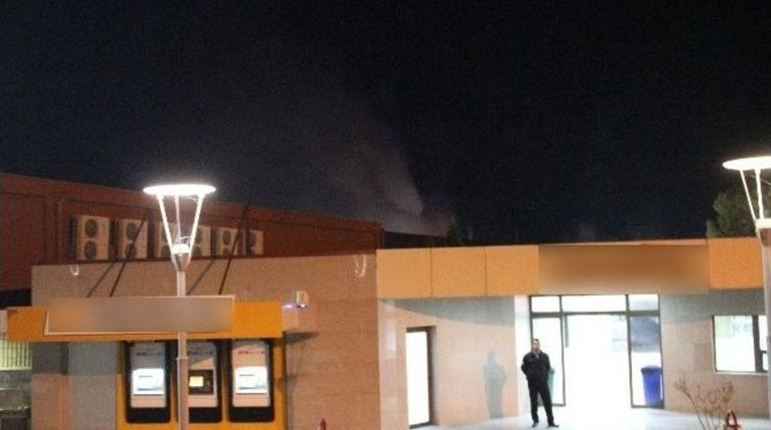 Denizli&rsquo;de Tekstil Fabrikasında Yangın: 1 &Ouml;l&uuml;