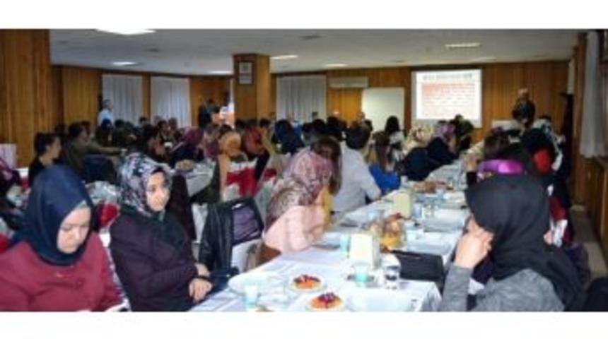 Yeni Atanan &Ouml;ğretmenler Yemekte Bir Araya Geldi