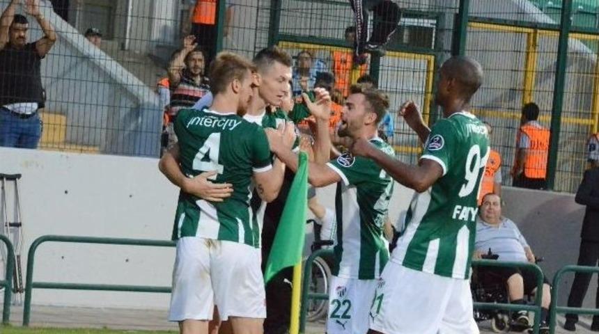 Bursaspor &Ccedil;ıkışını S&uuml;rd&uuml;rmek İstiyor