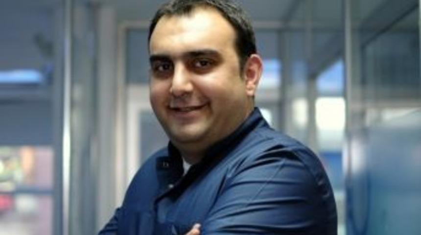 Ağızdaki En B&uuml;y&uuml;k Problem: Diş Eti