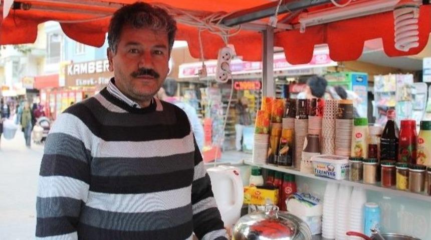 Vatandaşlar Yeni H&uuml;k&uuml;met&rsquo;ten Umutlu