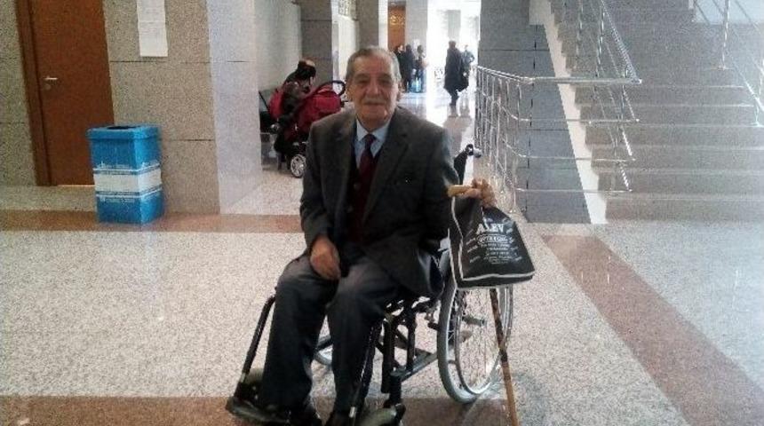 (&ouml;zel Haber) Şiddet G&ouml;ren Babalarını &Uuml;vey Annelerinin Elinden Zor Kurtardılar