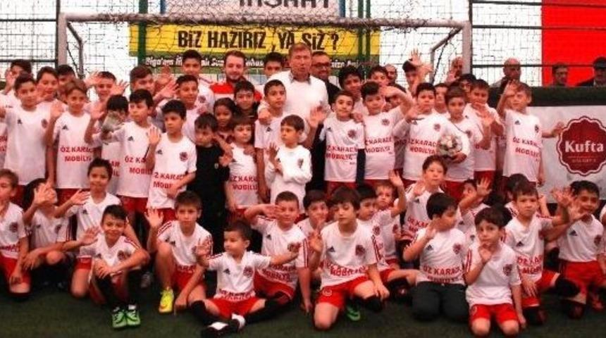 Biga&rsquo;da Tanju &Ccedil;olak Futbol Akademisi A&ccedil;ıldı