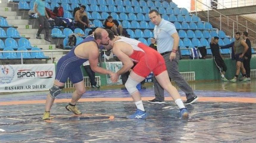 B&uuml;y&uuml;k Erkekler Serbest G&uuml;reş 1. Ligi M&uuml;sabakaları Sona Erdi