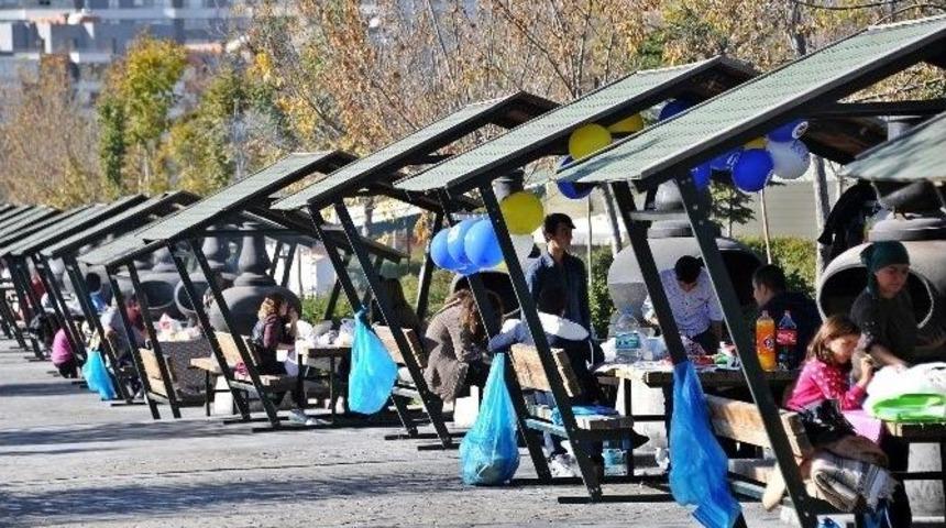 Pastırma Yazı Başkent Parklarında G&uuml;zel