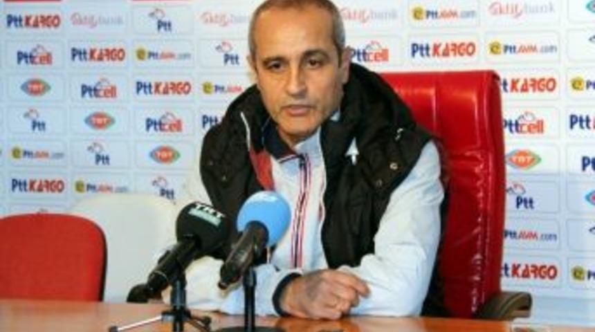 Ey&uuml;p Arın: "kazanmak İ&ccedil;in Her Şeyi Denedik Fakat Puan Alamadık"