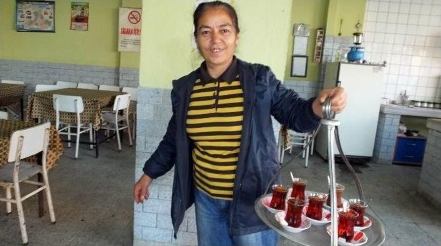 Burhaniyeli Hayriye Hanım K&ouml;y Kahvecisi Oldu