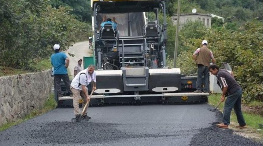 Başkan Gen&ccedil;: &ldquo;2015 Yılı İ&ccedil;in &Ouml;ng&ouml;rd&uuml;ğ&uuml;m&uuml;z Asfaltlama Hedefini Tutturduk&rdquo;