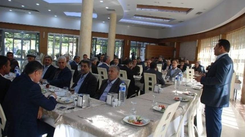 Ak Parti’den Teşekkür Toplantısı