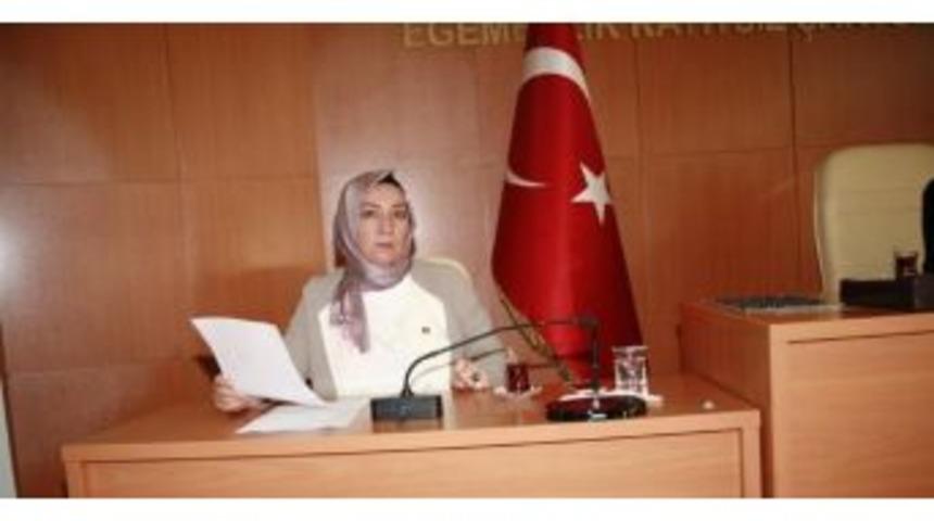 Ak Parti İl Kadın Kolları Başkanı Ertuğrul Se&ccedil;imi Değerlendirdi