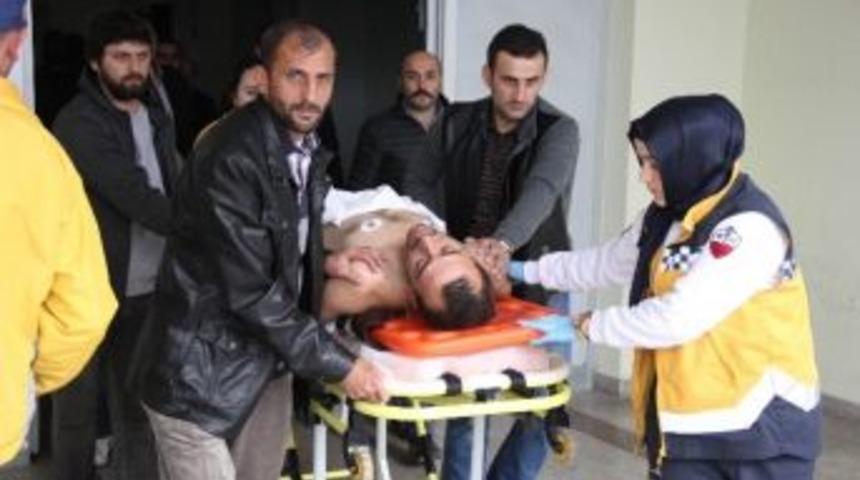 Kamyonun &Uuml;zerinden D&uuml;şen Şahıs Ağır Yaralandı