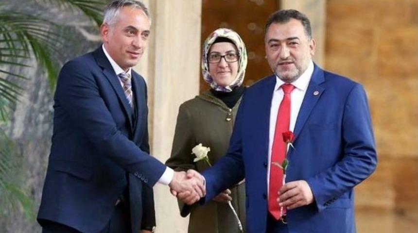 Milletvekili Ş&uuml;kr&uuml; Nazlı Kayıt Yaptırdı