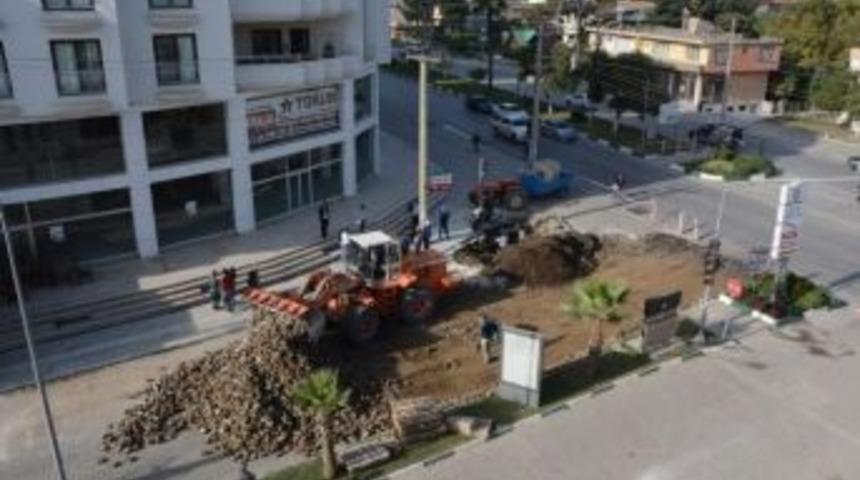 Devlet Bah&ccedil;eli Bulvarında Yenileme &Ccedil;alışması Başladı