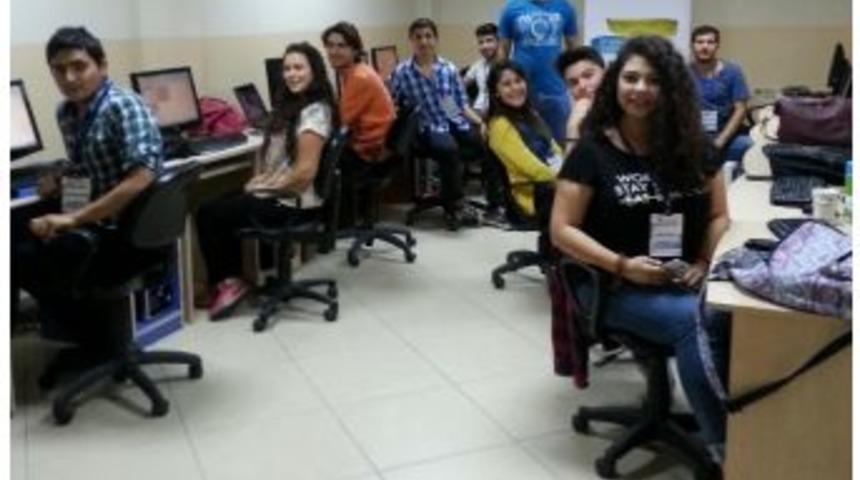 &lsquo;geleceğini Tasarla&rsquo; Projesine Gen&ccedil;lerden B&uuml;y&uuml;k İlgi