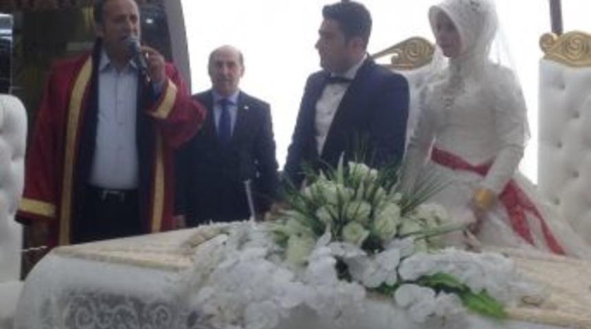 Başkan Toltar, Ailelerin Sevin&ccedil;lerine Ortak Oldu